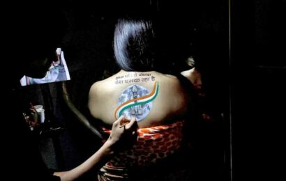 Bodypainting In Honour Of Chandrayaan-3