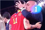 Kiss of shame: Fresh trouble for ex Spain soccer boss