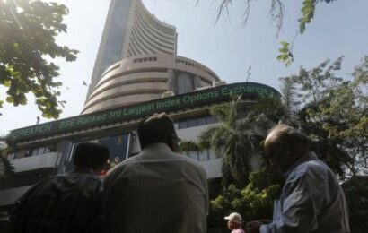 NSE and BSE IFSC units may file for merger by September end
