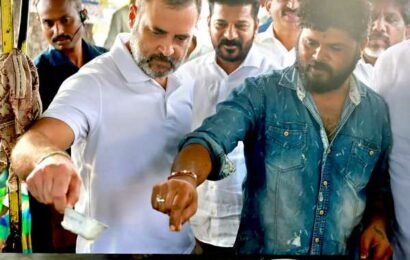 Rahul Tries His Hands At Making Dosa