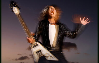Metallica's Kirk Hammett Teams Up With Epiphone On Signature 1979 Flying V Guitar