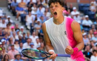 Heat, drama…but Ben Shelton seals quarters berth
