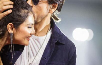 ‘I forgot my steps while dancing with Shah Rukh Khan’