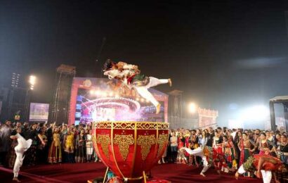 Oh, These Dazzling Garba Nights!