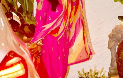 Rani-Sonam at A Karva Chauth Party