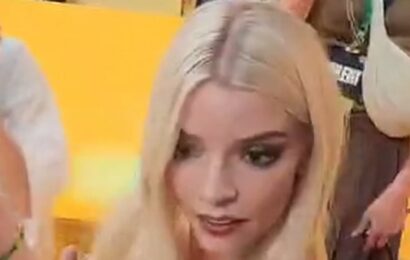 Anya Taylor-Joy&apos;s failed attempt to take a photo on Android goes viral