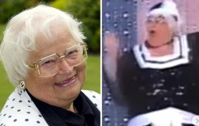 Coronation Street and Roly Polys star Mo Moreland dies after Alzheimer’s battle